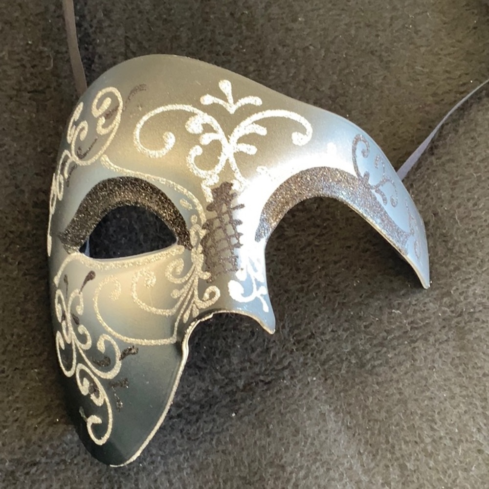 3 Marci gras masks